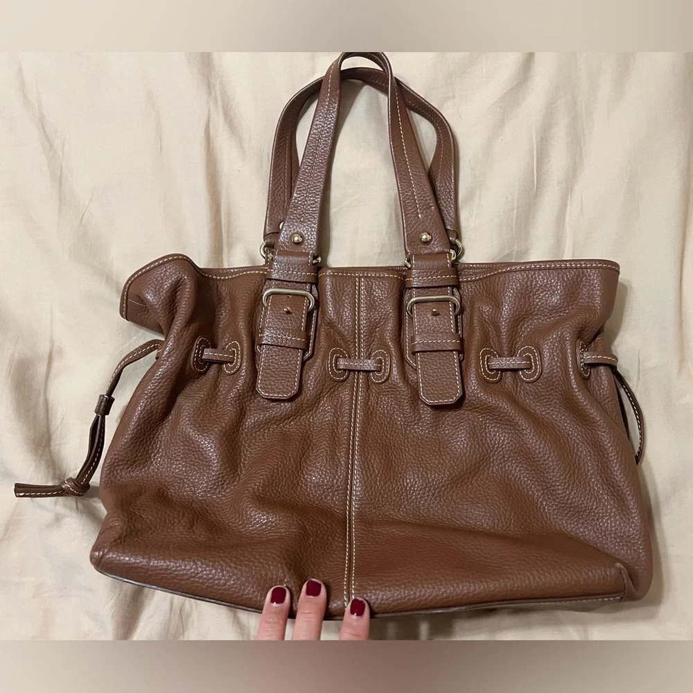 Dooney & Bourke Brown Pebbled Leather Tote Bag - Picture 5 of 8